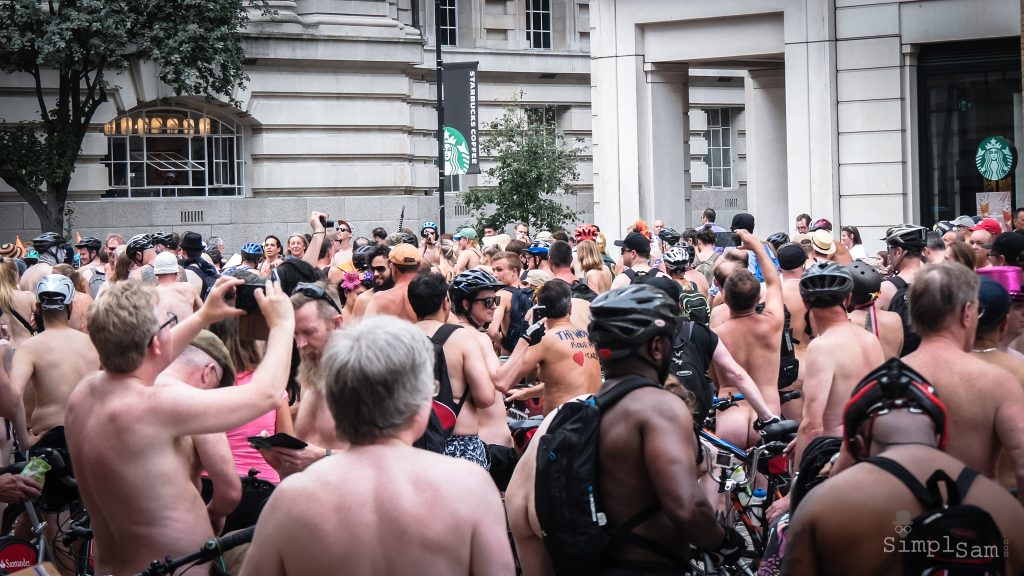 WNBR World London Naked Bike Ride 2018 - Starbucks