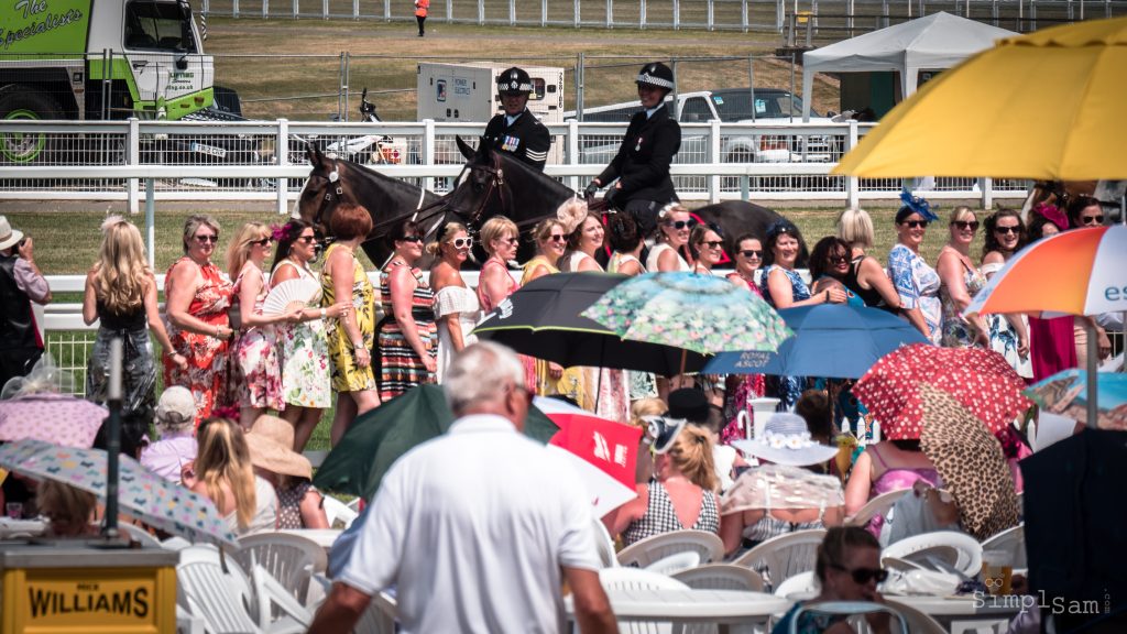 Royal Ascot - Ladies & Horses